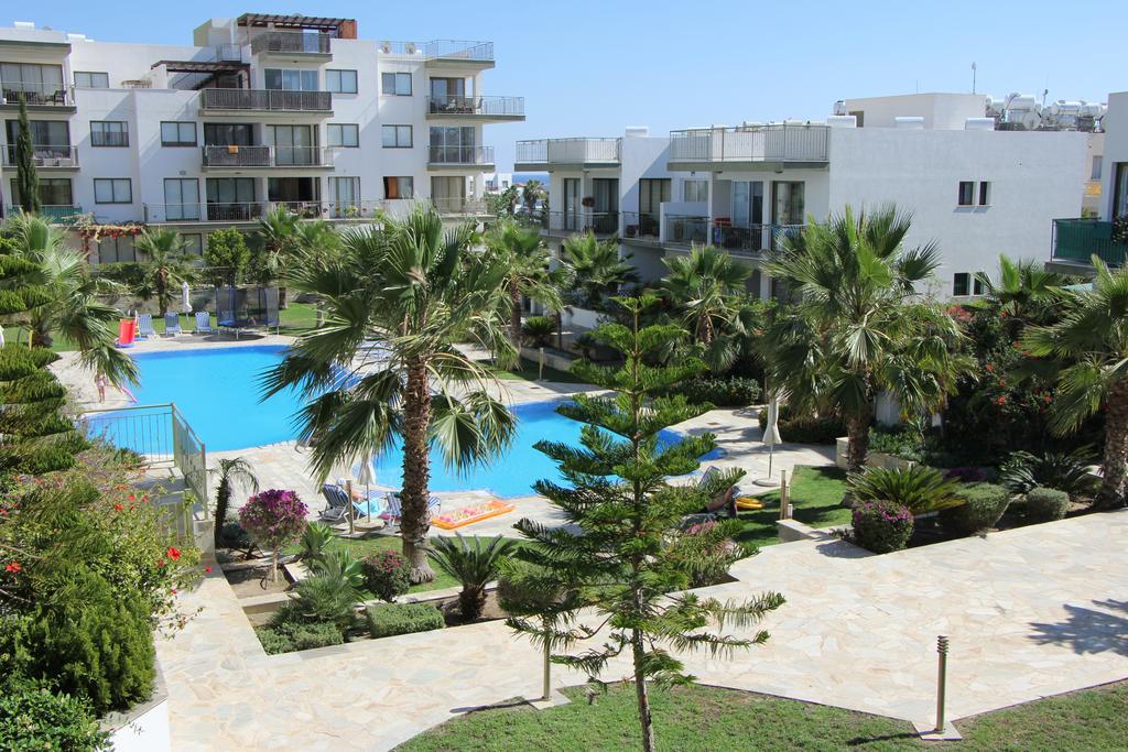Danaos Pool View Apartment Paphos Ngoại thất bức ảnh
